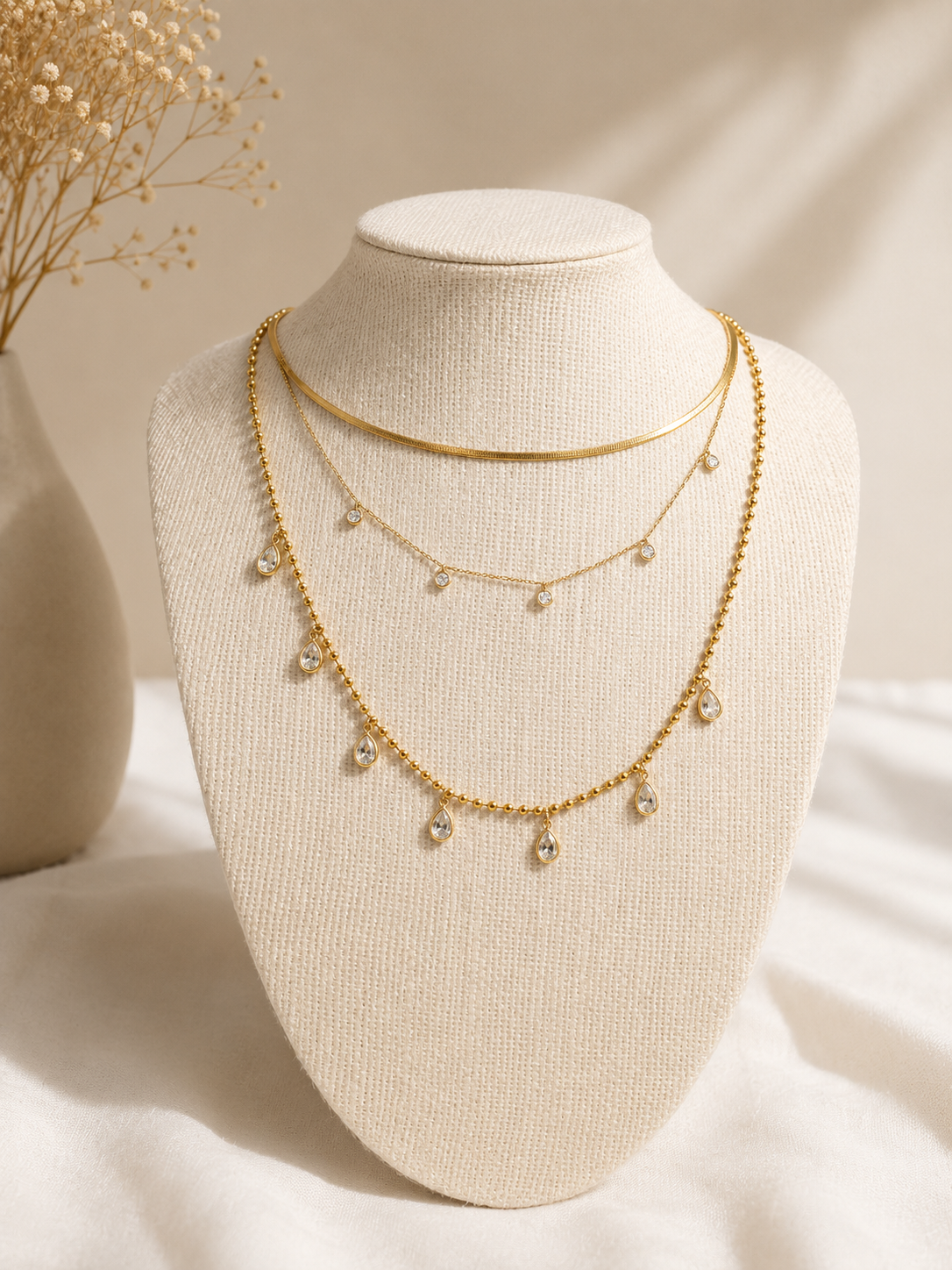 Aviora Necklace