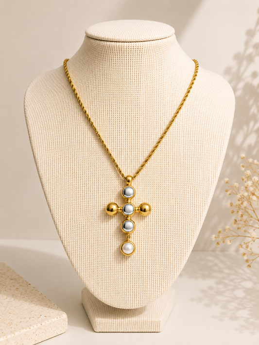 Eterna Necklace